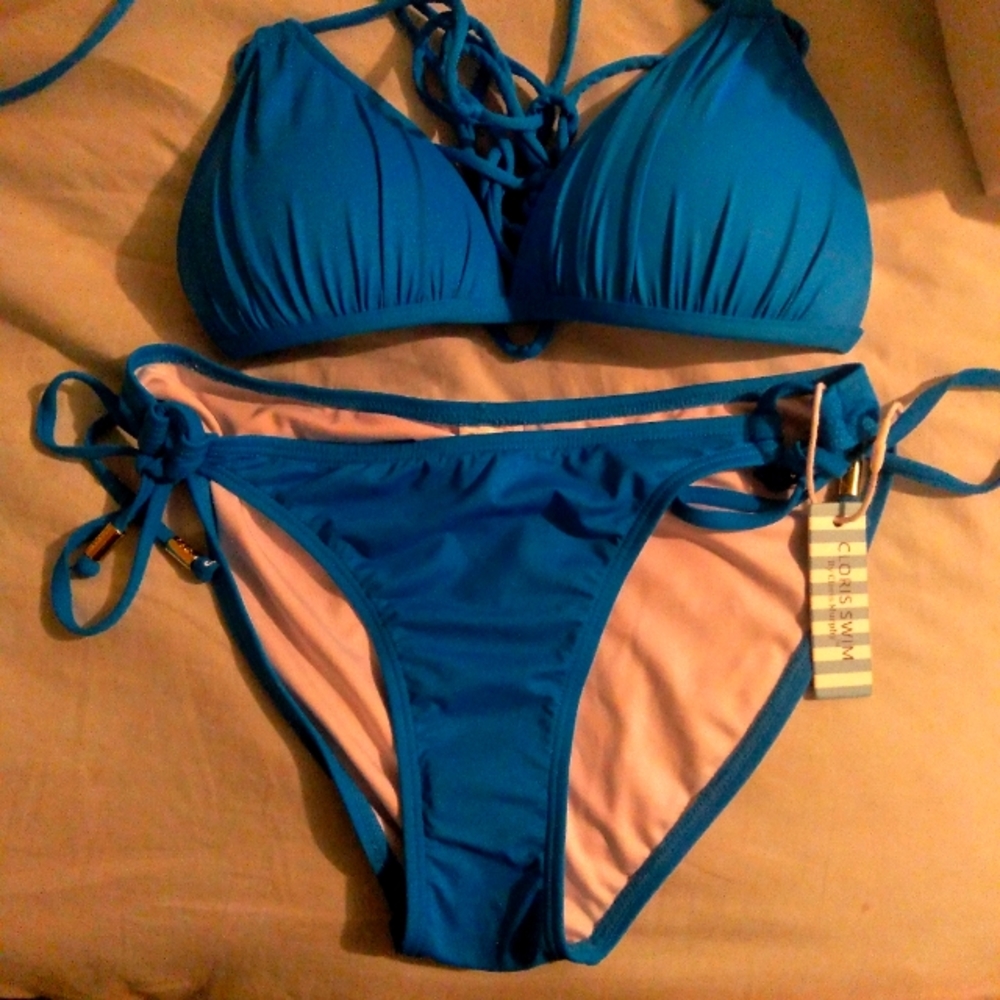 Bathing suit